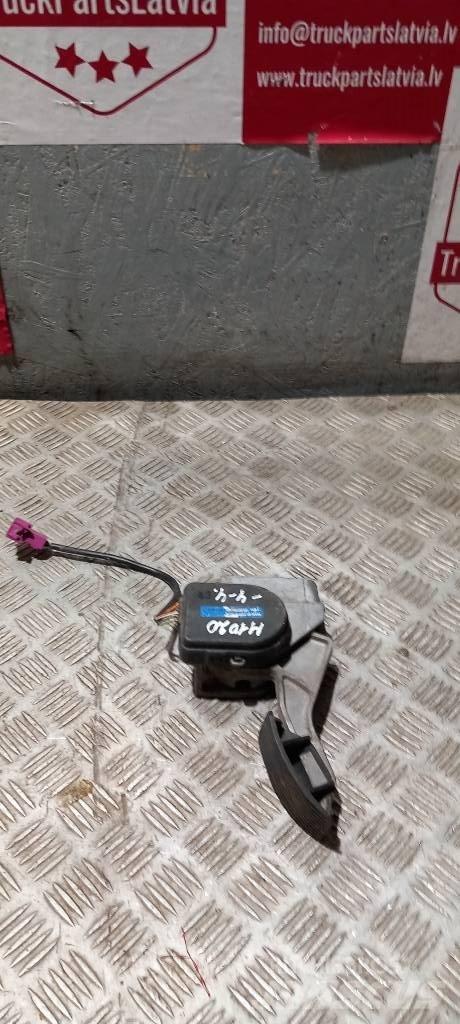 MAN TGA    81259706094 Καμπίνες και εσωτερικό