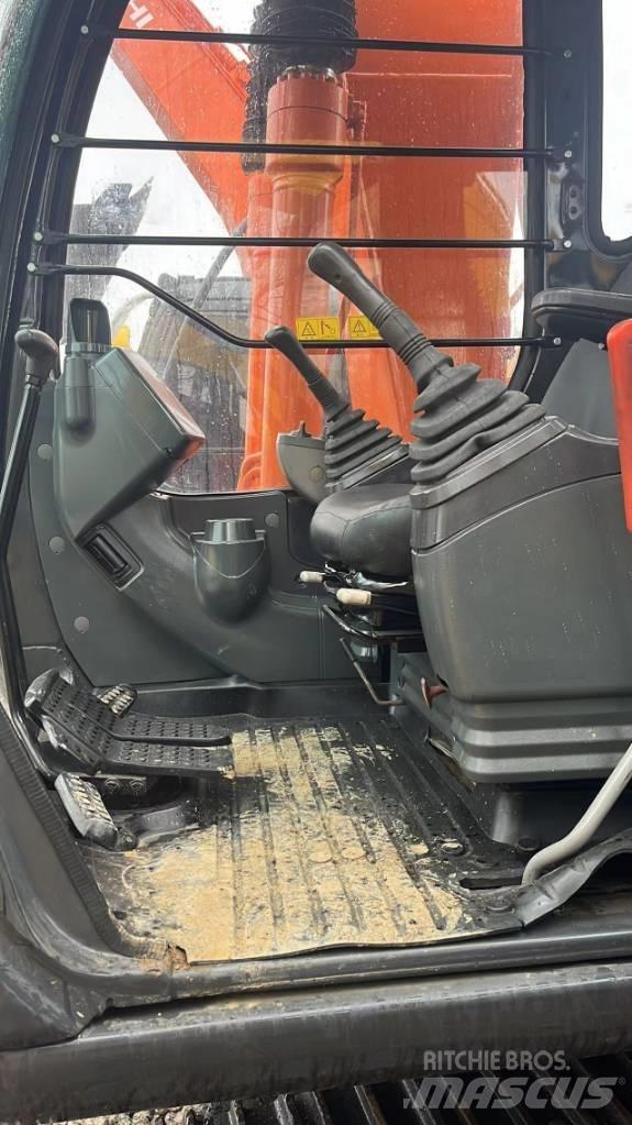 Hitachi ZX120 Εκσκαφείς με ερπύστριες