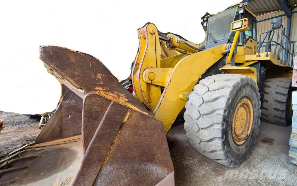 Komatsu WA 600-6 Φορτωτές με λάστιχα (Τροχοφόροι)