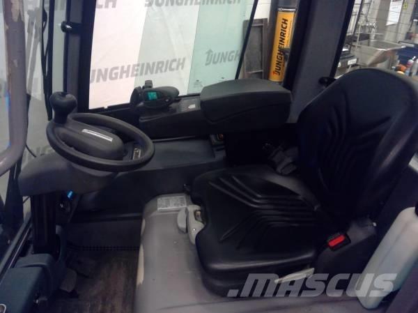 Jungheinrich EFG 215 Ηλεκτρικά περονοφόρα ανυψωτικά κλαρκ