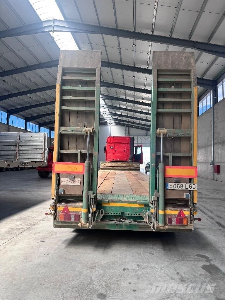 Nooteboom MC0-58-04 Ημιρυμούλκες με χαμηλό δάπεδο