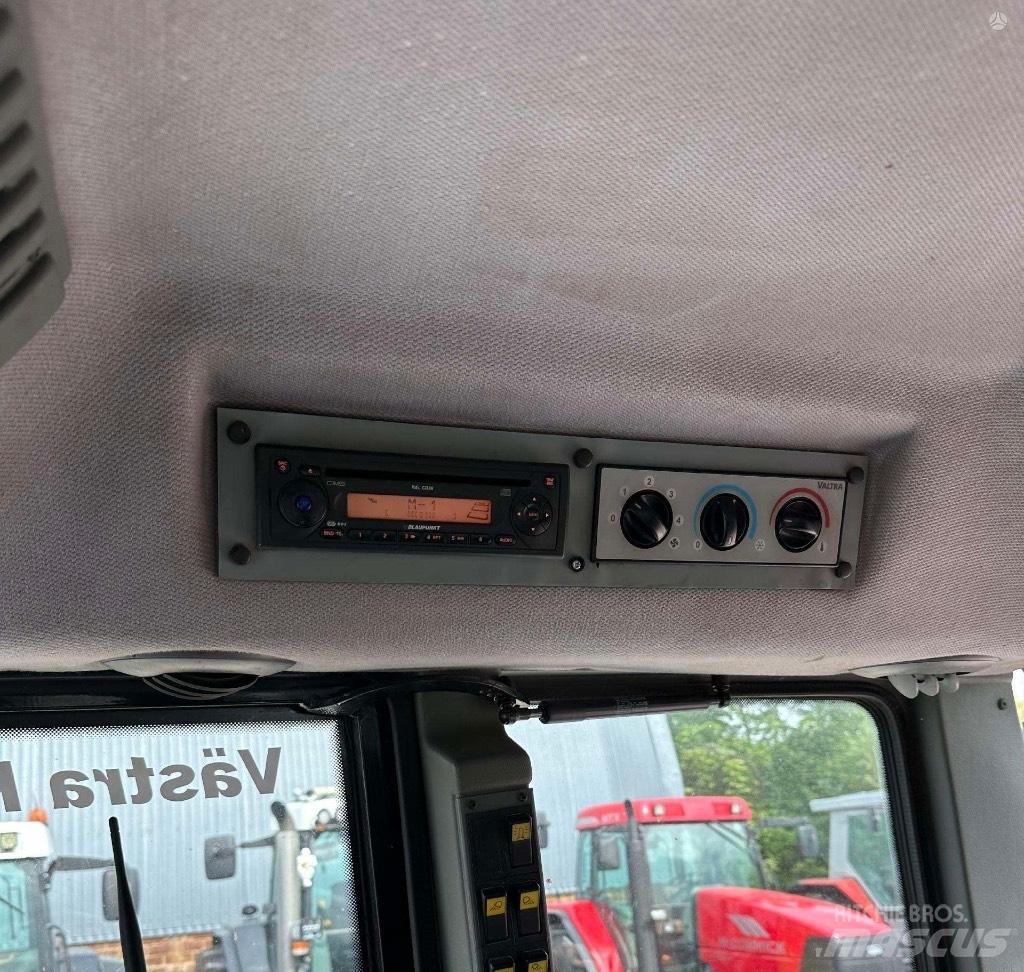 Valtra T 170 Τρακτέρ