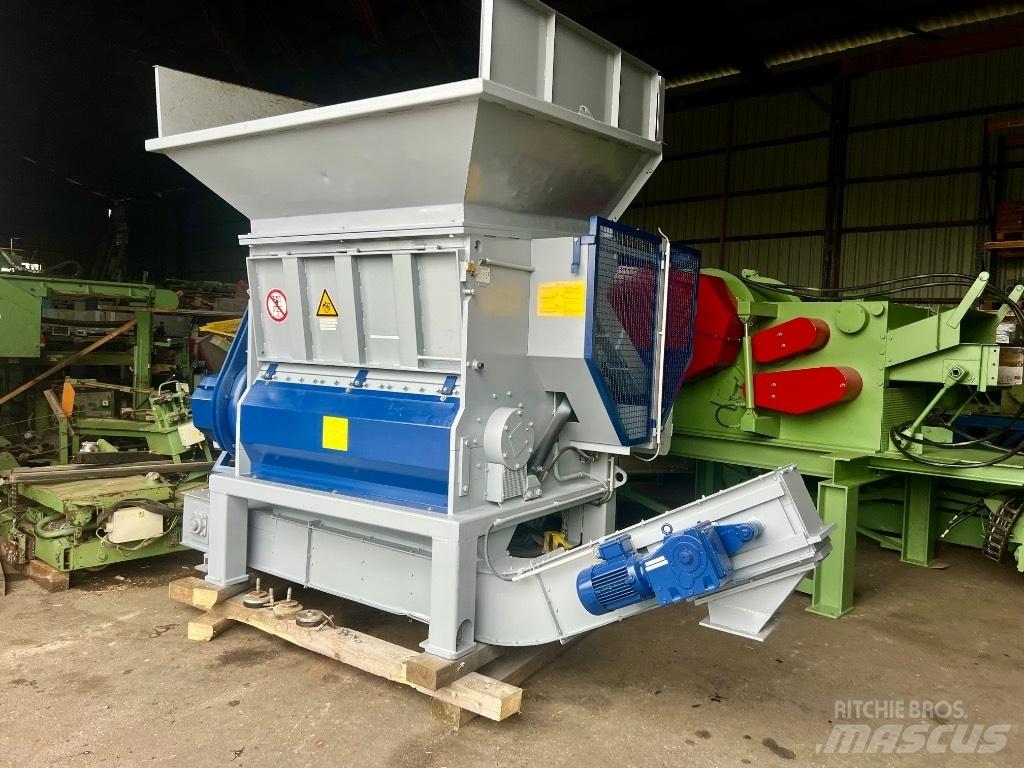 Lindner VEGA 1500 Τεμαχιστές αποβλήτων