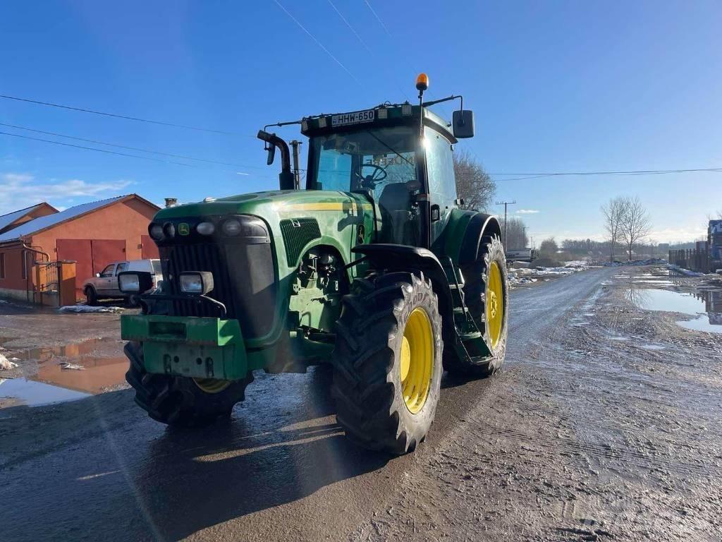 John Deere 8320 Τρακτέρ