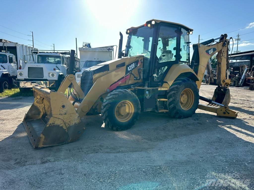 CAT 420F2 Εκσκαφείς Φορτωτές τύπου JCB