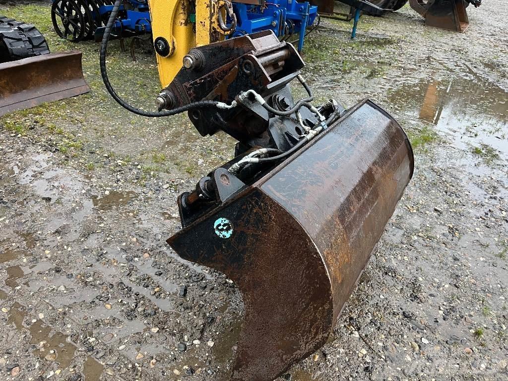CAT 305 C Εκσκαφάκι (διαβολάκι) < 7t