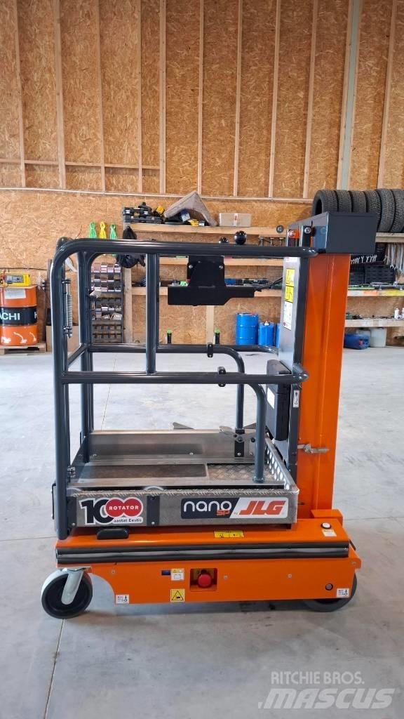 JLG Nano SP Ανυψωτήρες με κατακόρυφους πυλώνες