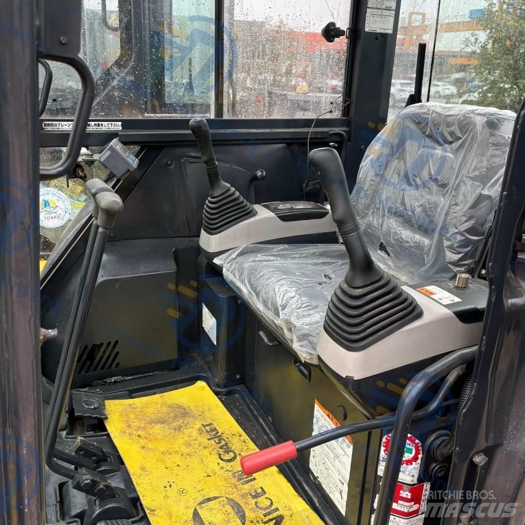 Komatsu PC 30MR Εκσκαφάκι (διαβολάκι) < 7t