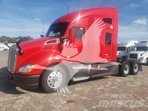 Kenworth T680 Τράκτορες