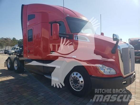 Kenworth T680 Τράκτορες