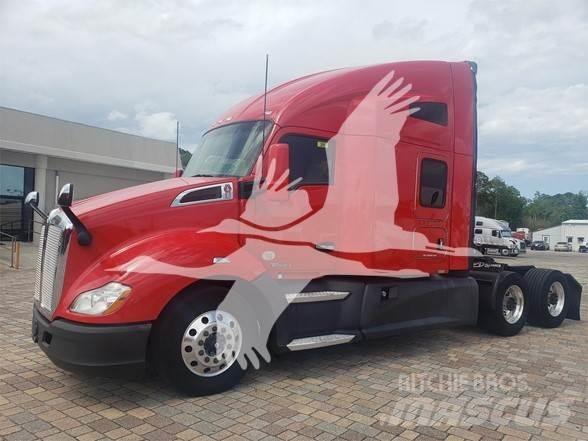 Kenworth T680 Τράκτορες