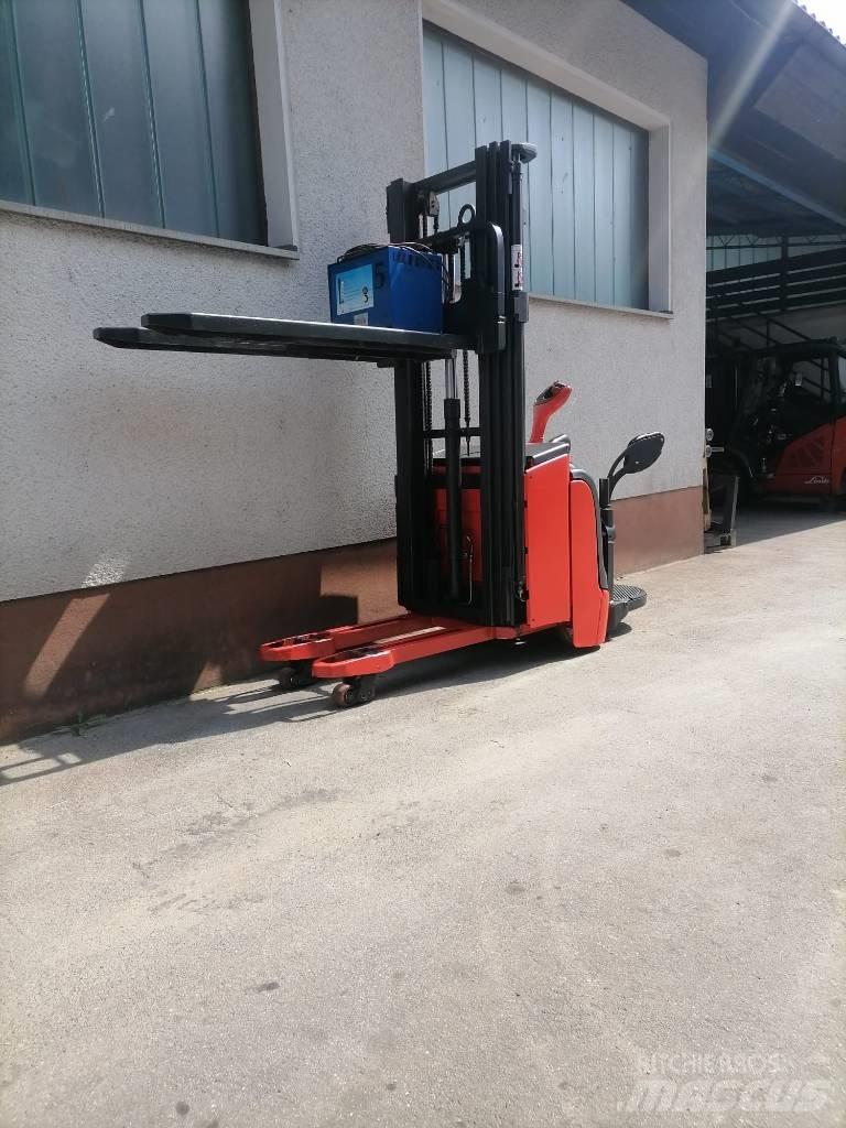 Linde L16i-AP-372 Χειροκίνητο περονοφόρο ανυψωτικό με πλατφόρμα