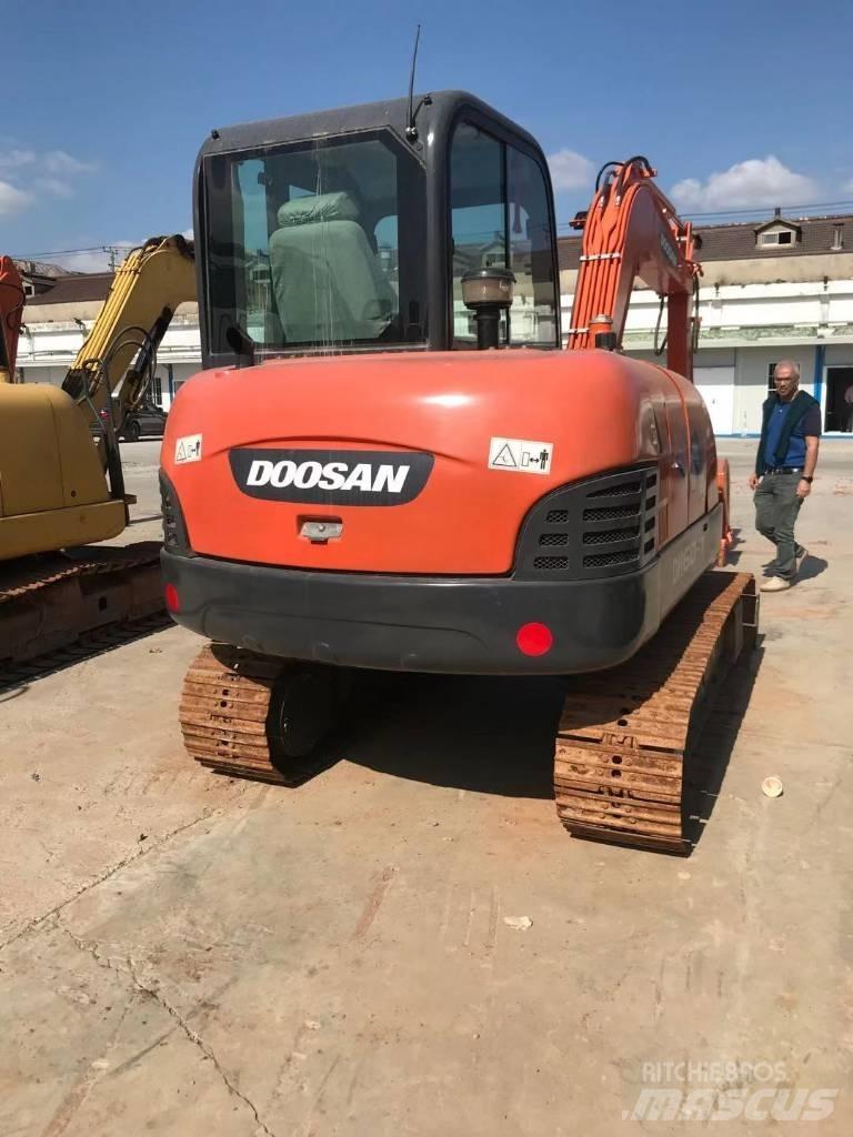 Doosan DX 60 Εκσκαφείς με ερπύστριες