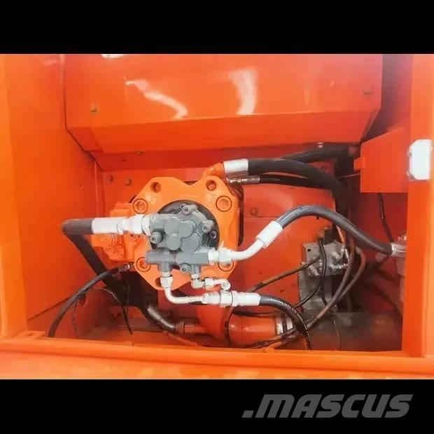 Doosan DX 225 LC Εκσκαφείς με ερπύστριες