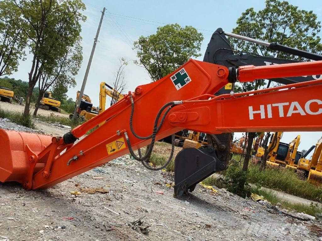 Hitachi ZX 200 Εκσκαφείς με ερπύστριες