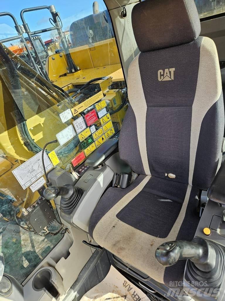 CAT 326 F L Εκσκαφείς με ερπύστριες