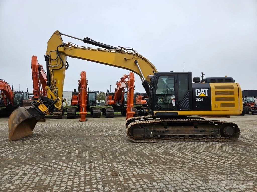 CAT 326 F L Εκσκαφείς με ερπύστριες