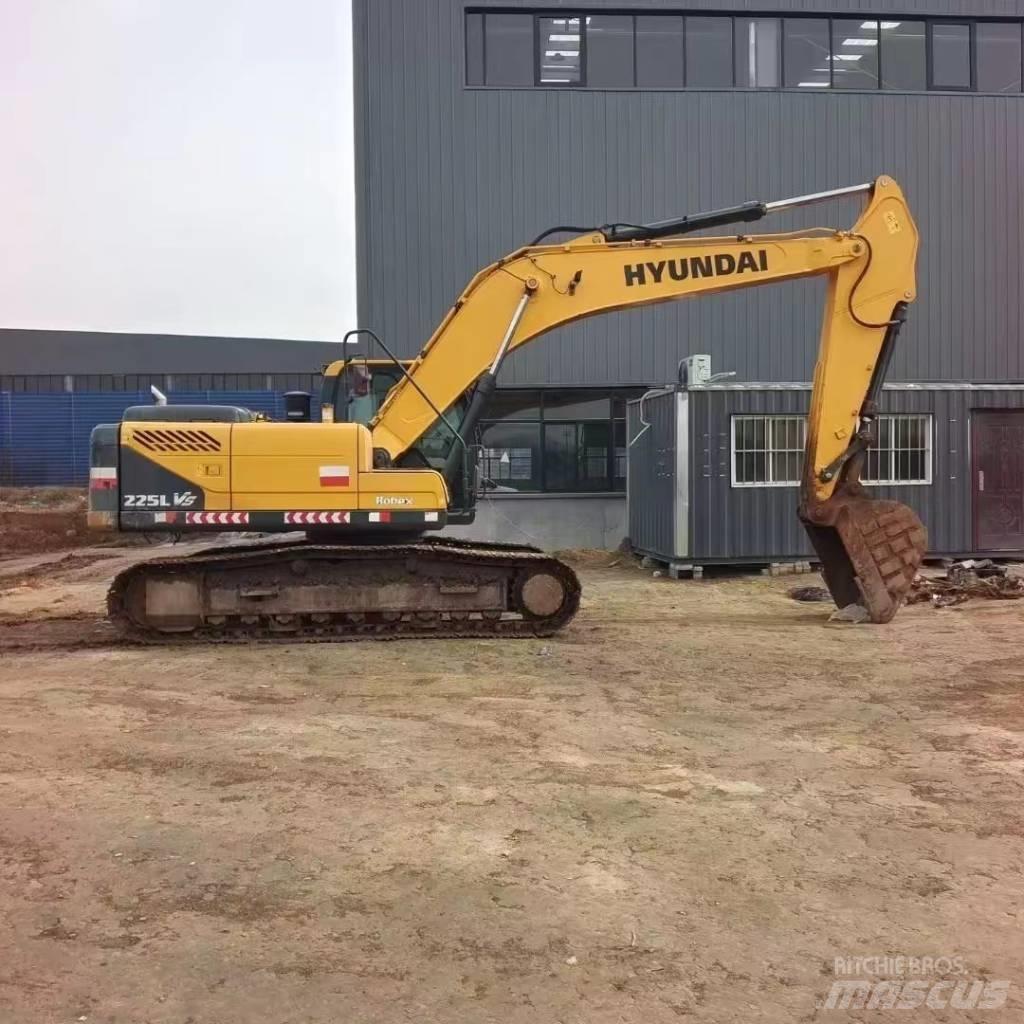 Hyundai R225LVS Εκσκαφείς με τροχούς - λάστιχα