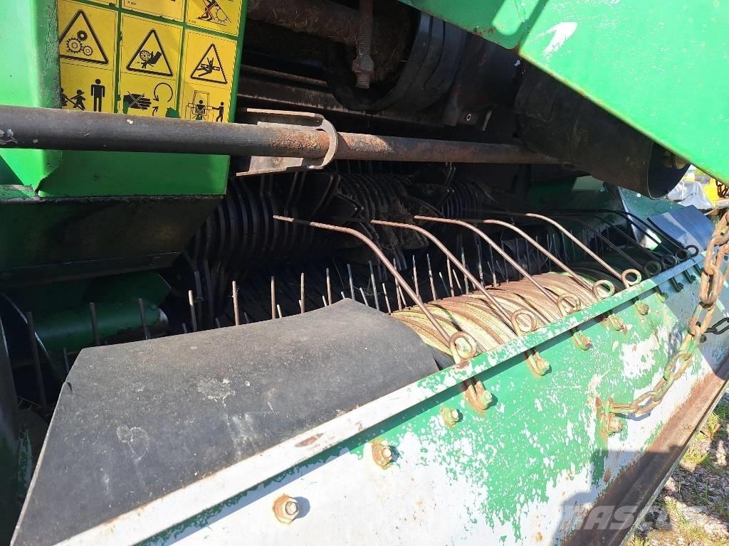 Agronic 1302 Πρέσες κυλινδρικών δεμάτων