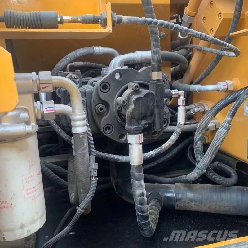 Sany SY 135 Εκσκαφείς με ερπύστριες