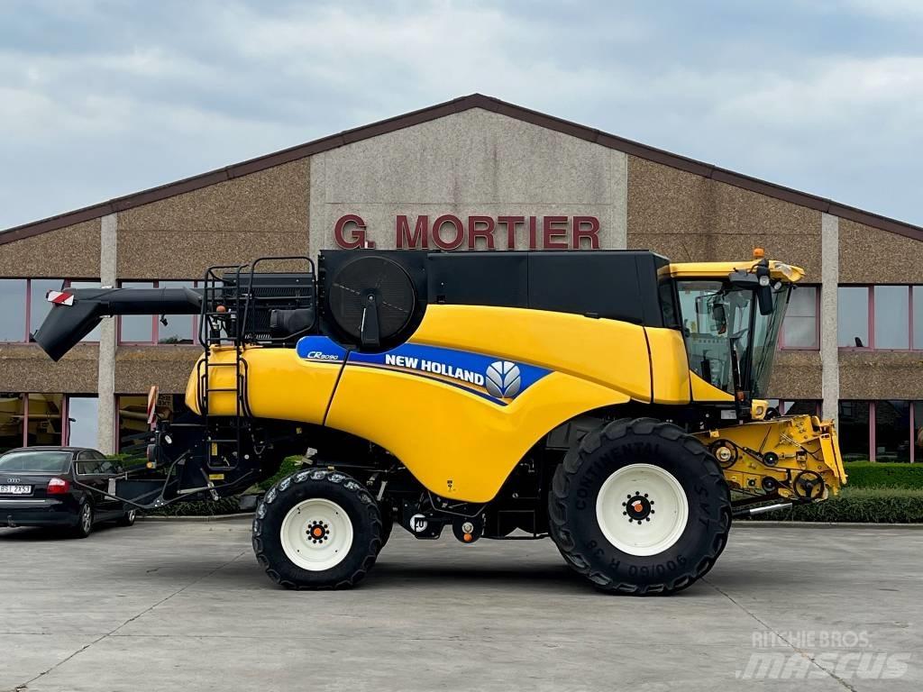New Holland CR 9090 Θεριζοαλωνιστικές μηχανές