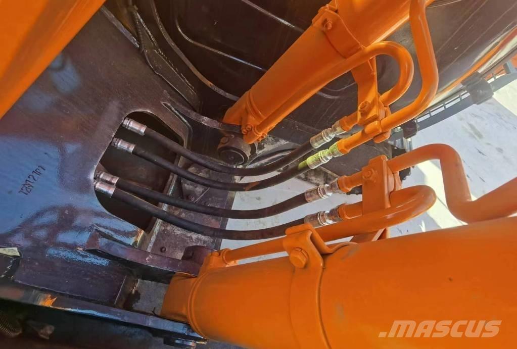 Hitachi ZX 120 Εκσκαφείς με ερπύστριες