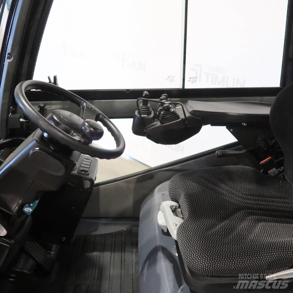 Toyota 02-8FGF30 Περονοφόρα ανυψωτικά κλαρκ με φυσικό αέριο LPG