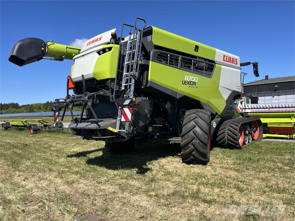 CLAAS Lexion 8700TT Θεριζοαλωνιστικές μηχανές
