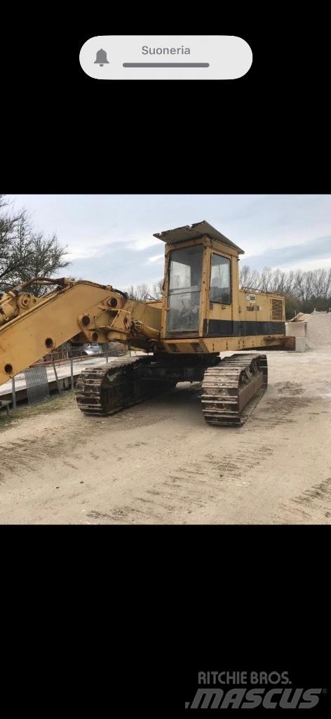 CAT 235 Εκσκαφείς με ερπύστριες