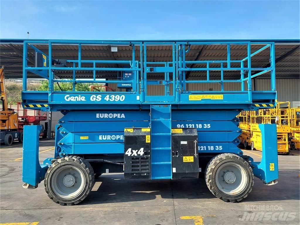Genie GS4390 Ανυψωτήρες ψαλιδωτής άρθρωσης