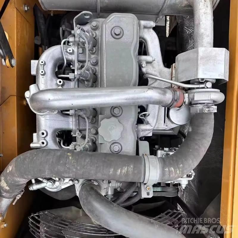 Sany SY 135 Εκσκαφείς με ερπύστριες