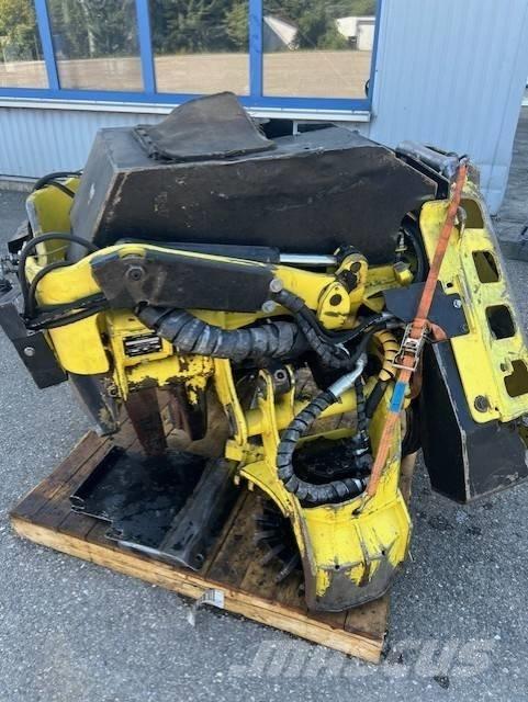 John Deere H414 Θεριζοαλωνιστικές μηχανές