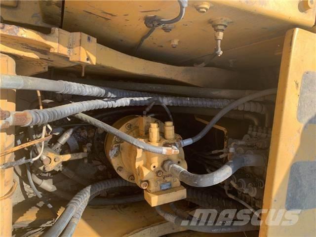 Hyundai R215-7 Εκσκαφείς με ερπύστριες