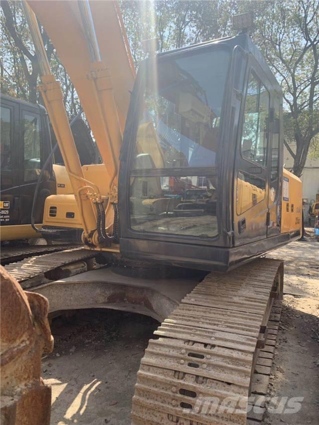 Hyundai R215-7 Εκσκαφείς με ερπύστριες