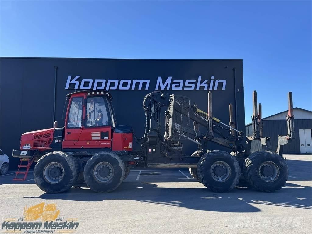 Komatsu 895 Μεταφορείς ξυλείας