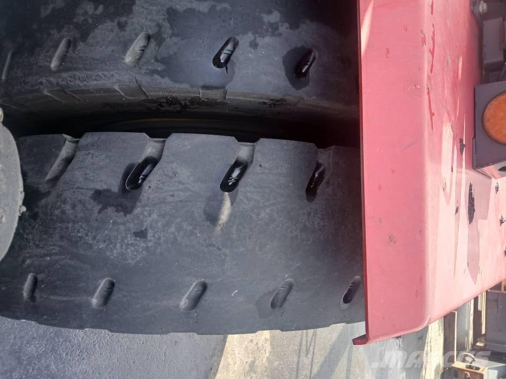 Kalmar DCG100-45ED7 Μηχανές χειρισμού εμπορευματοκιβωτίων
