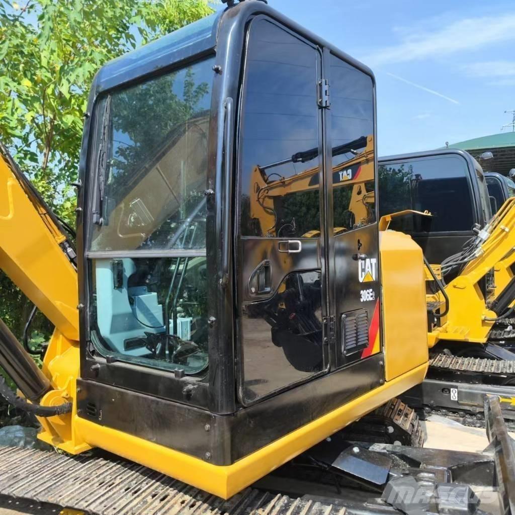 CAT 306 Εκσκαφείς με ερπύστριες