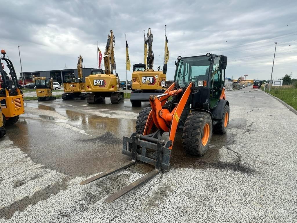 Komatsu WA 70 Φορτωτές με λάστιχα (Τροχοφόροι)