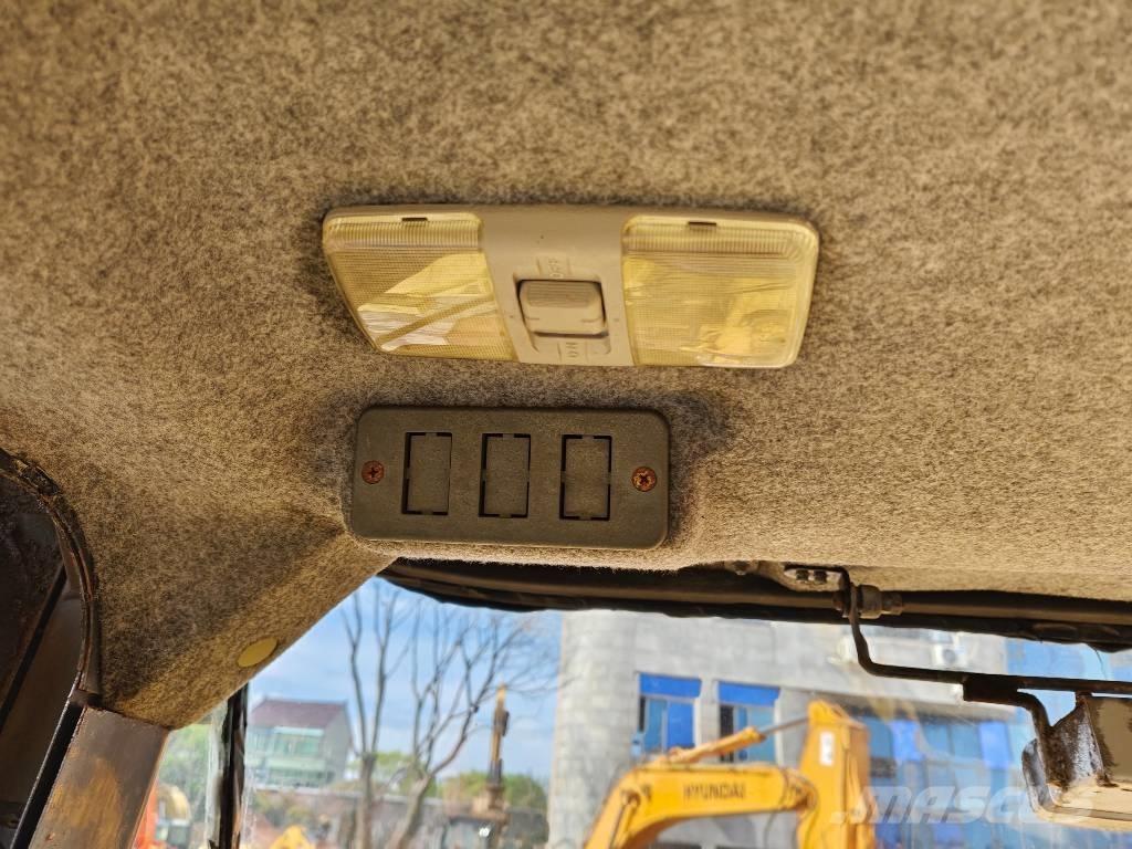 Komatsu WA 500-3 Φορτωτές με λάστιχα (Τροχοφόροι)