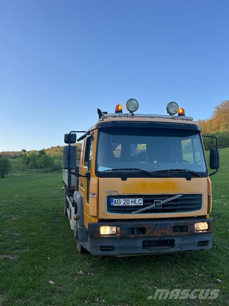 Volvo FL 6 Φορτηγά με Γερανό