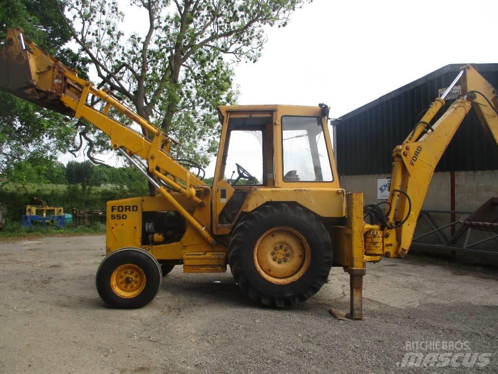 Ford 550 Εκσκαφείς Φορτωτές τύπου JCB