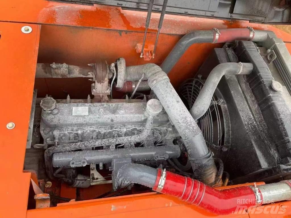 Doosan 225-7 Εκσκαφείς με ερπύστριες