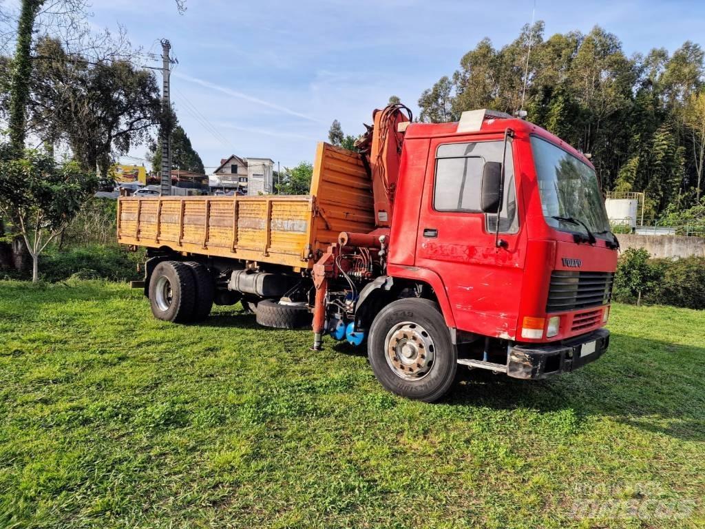 Volvo FL7 Φορτηγά Ανατροπή
