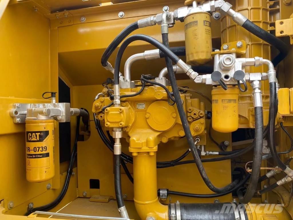 CAT 324 Εκσκαφείς με ερπύστριες