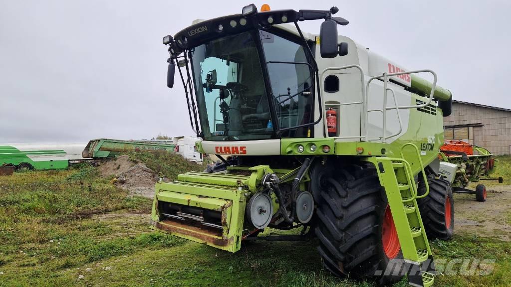 CLAAS Lexion 670 Θεριζοαλωνιστικές μηχανές
