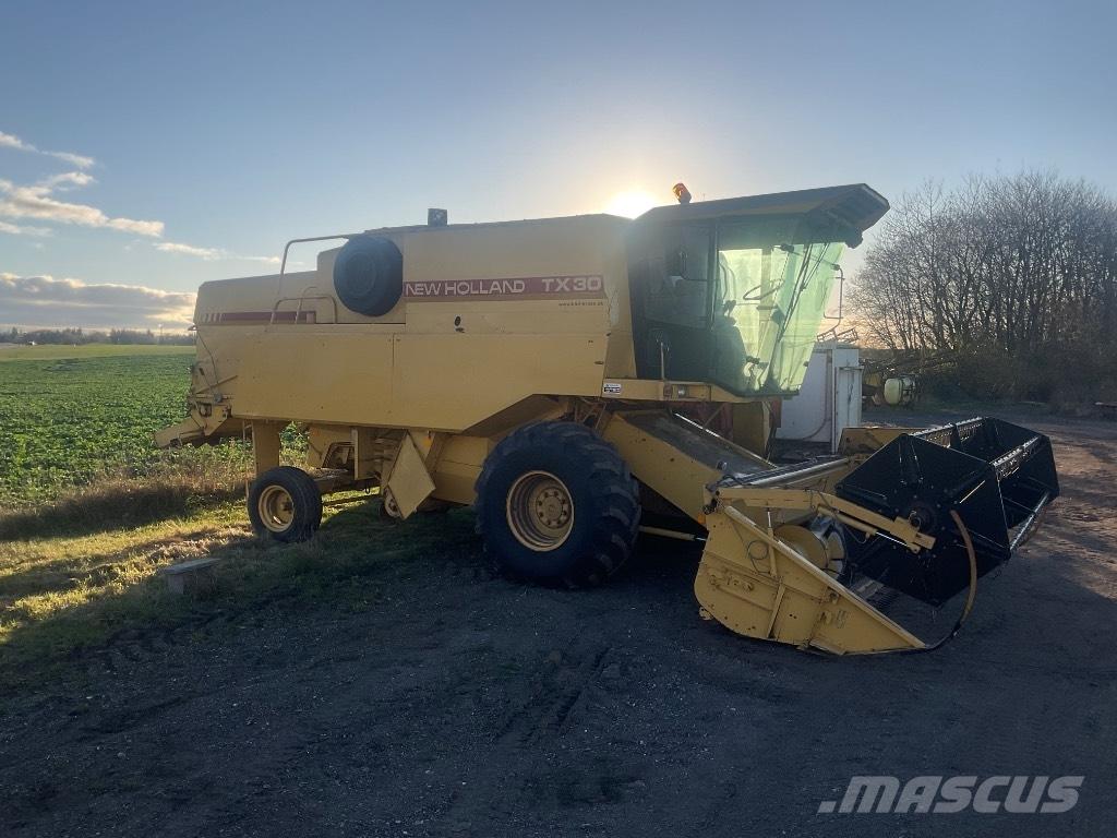 New Holland TX 30 Θεριζοαλωνιστικές μηχανές