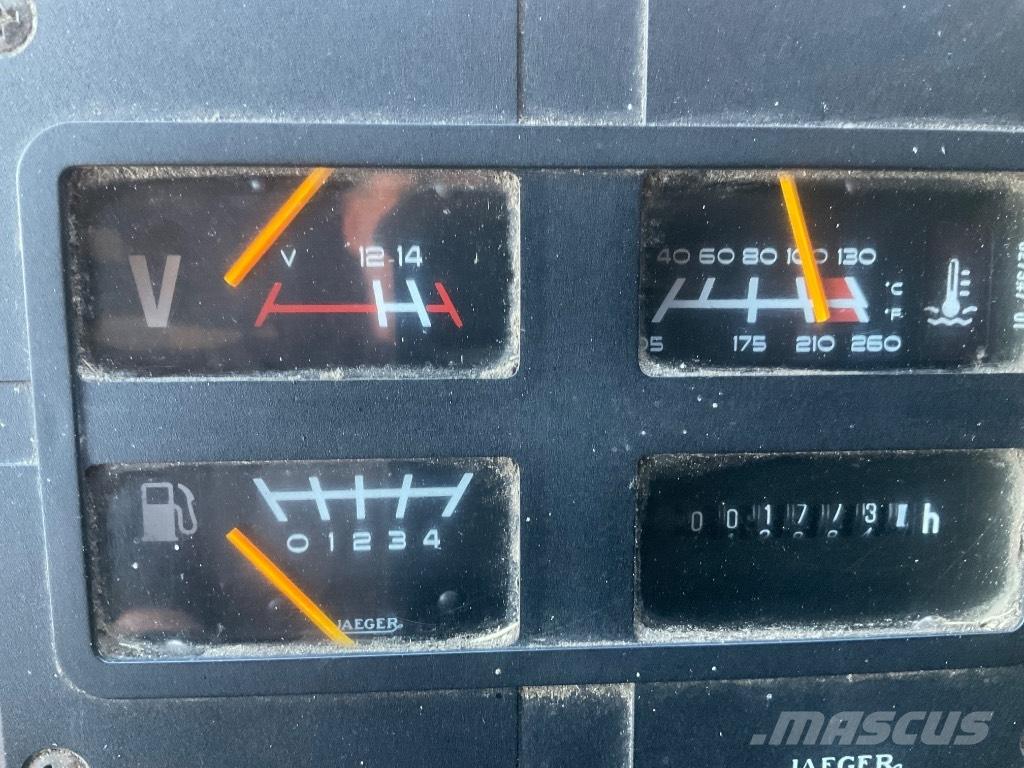 New Holland TX 30 Θεριζοαλωνιστικές μηχανές