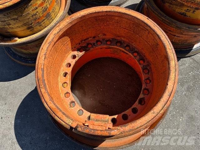 Hitachi LX 290 RIMS Ελαστικά και ζάντες