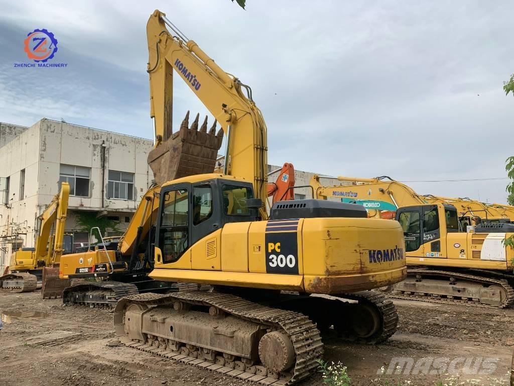Komatsu PC 300 Εκσκαφείς με ερπύστριες