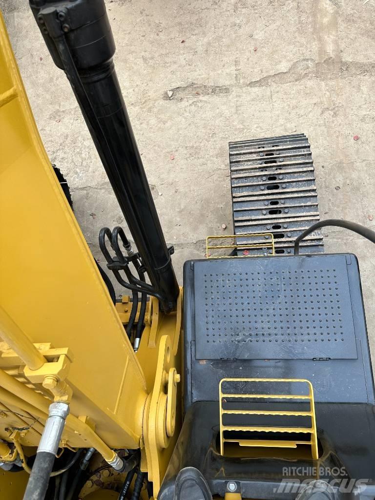 CAT 320 D Εκσκαφείς με ερπύστριες